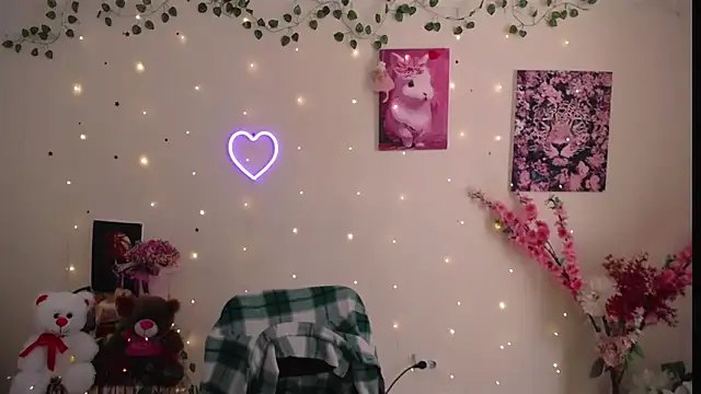 Amanda_Bright_ live