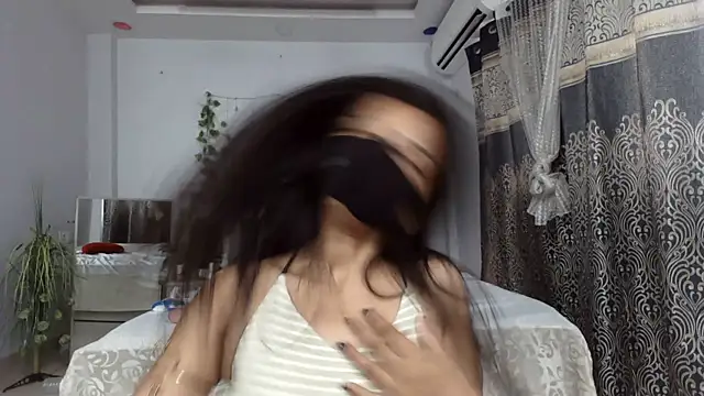 beautiful_bellaa live