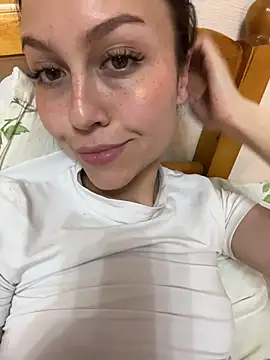 MonicaMercer live