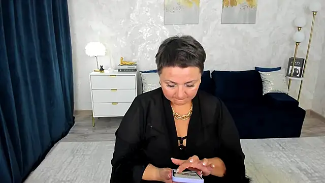 AnnaCorlane live