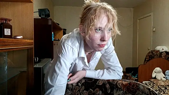 CuteLittleAngel live