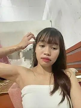 Nhii_Cum live