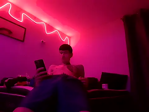 cheekyboyx live