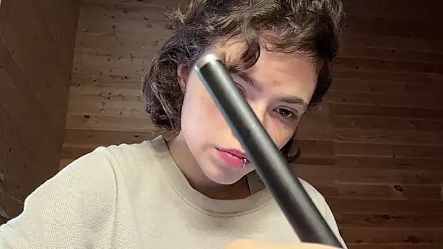 MaisieRendina live
