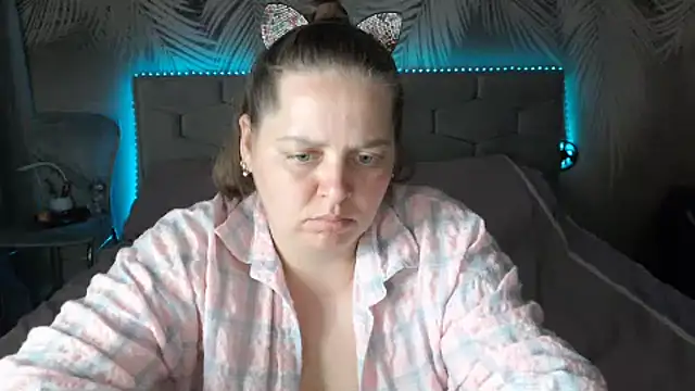 uliastar live
