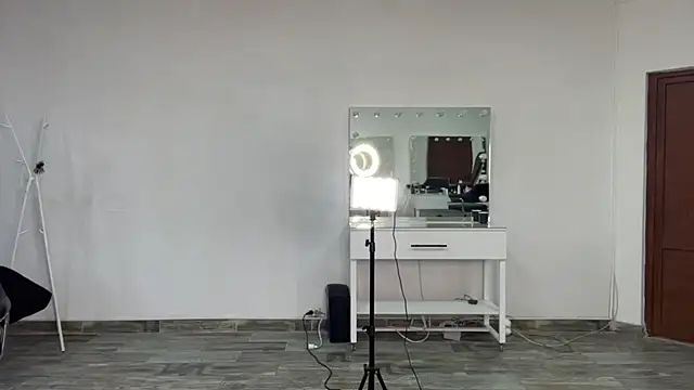 A_Lilly live