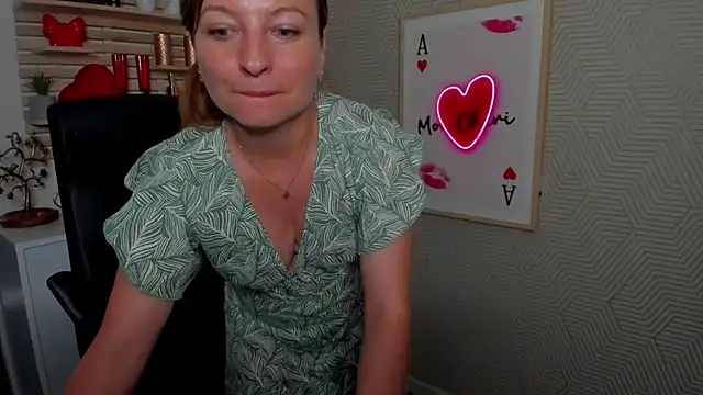 angelaSamt live