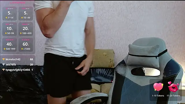 Aestheticguy101 live