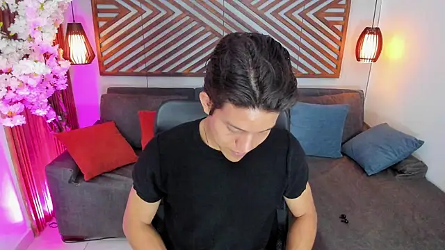 LevinFox live