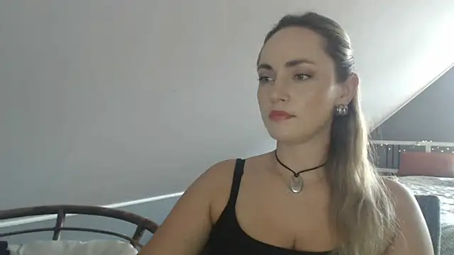 ScarlettSensitive live