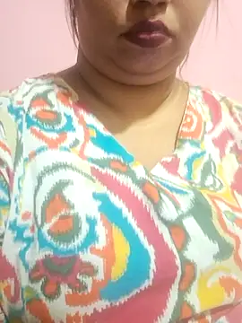 Ravina_patil1 live