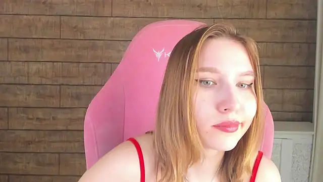 LiliLinn live