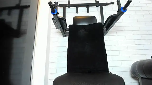 ItaloMoore live