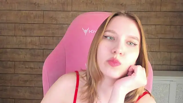 LiliLinn live