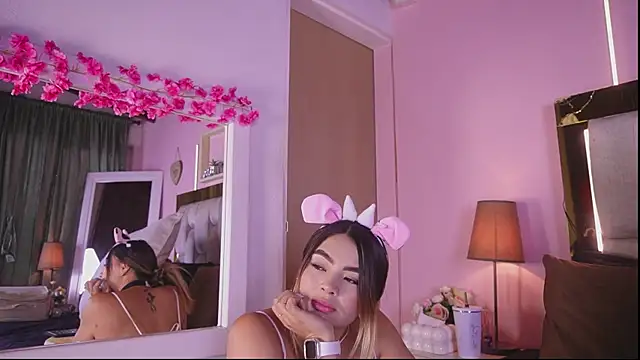 emmy_r live