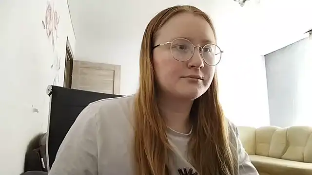 AnikaLipps live