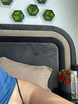LucyBridgette live