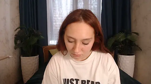 ModelGyrl live
