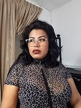 Aurorasaenz_ live