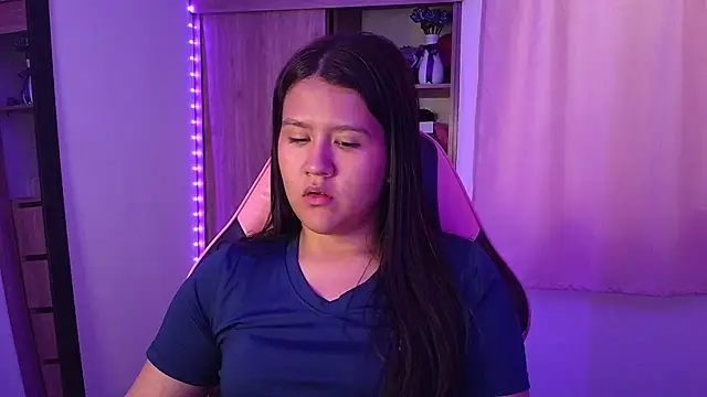 Oliviawatson1 live