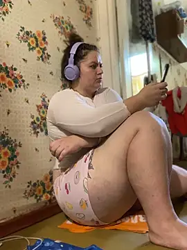 Nenssy555 live