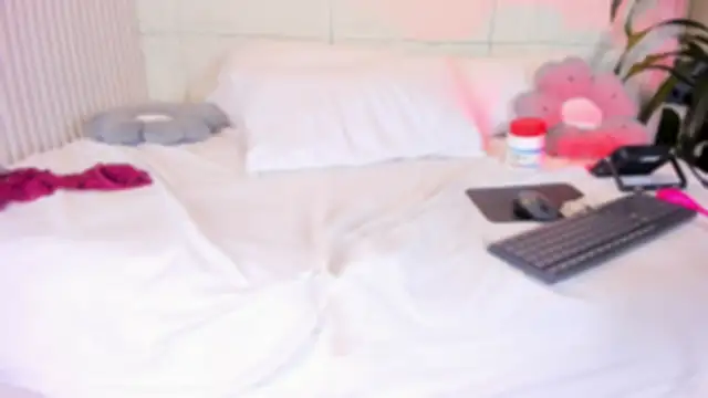 CristalCollins_ live