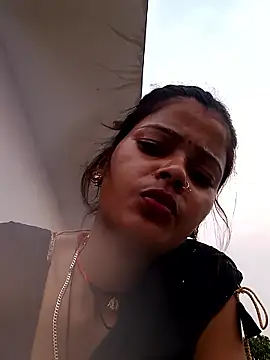 Hot_bhabi0123 live