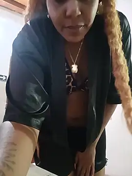 ELLA_KELLY live