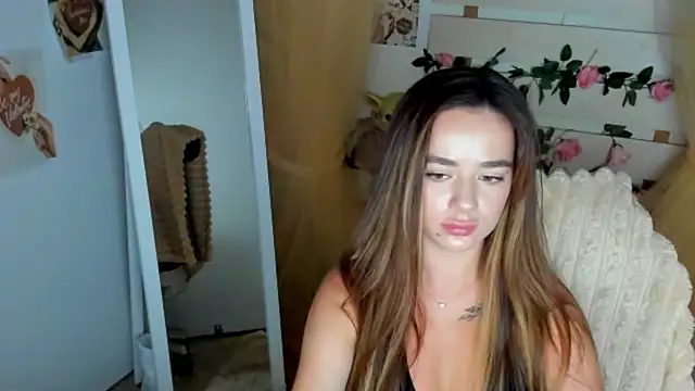 Bella_XO live