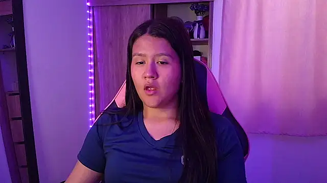 Oliviawatson1 live