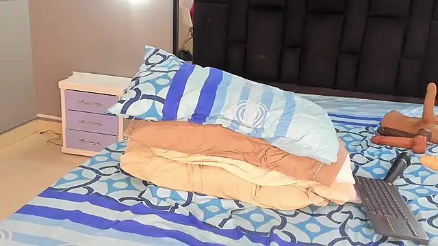 zoe_curvyy live
