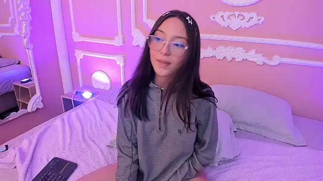 NinaSinclair live