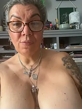 dieseldame1313 live