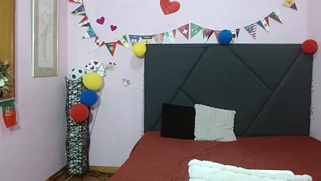 pamela_echeverria live