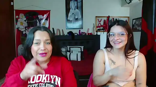 Marilynselxoveanalhard live
