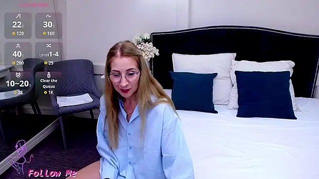 FoxyRamona live