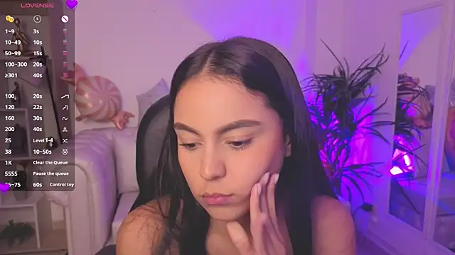 Aleejaa__ live