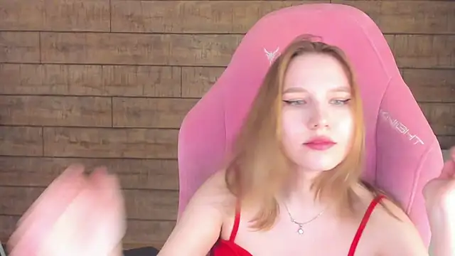LiliLinn live