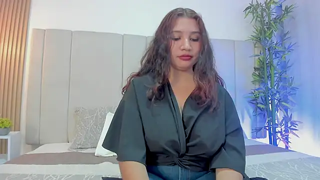 Victoria_Rosee live