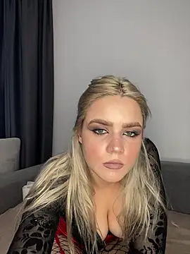 April_Purr live
