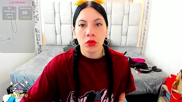 Abril_Fox__ live