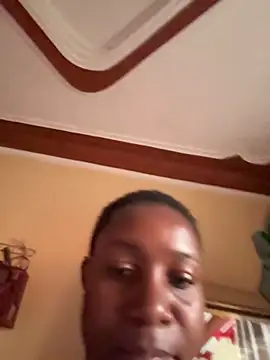 CURVY-CHRISTINE live