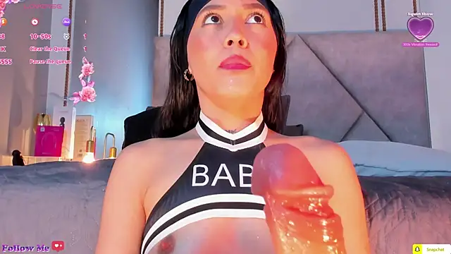 AlannaJoness live