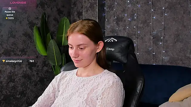 Lilli_Rivera live
