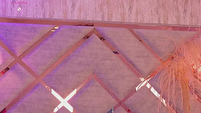 Hannah-Prada live