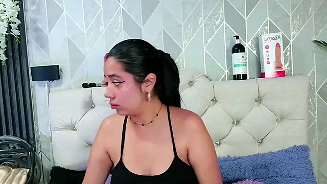 Zaira_bonny live