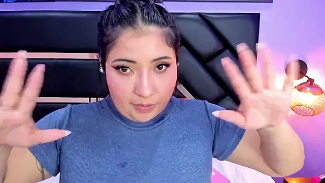 Emma_monserrat live