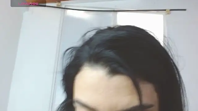 nicole-roman live