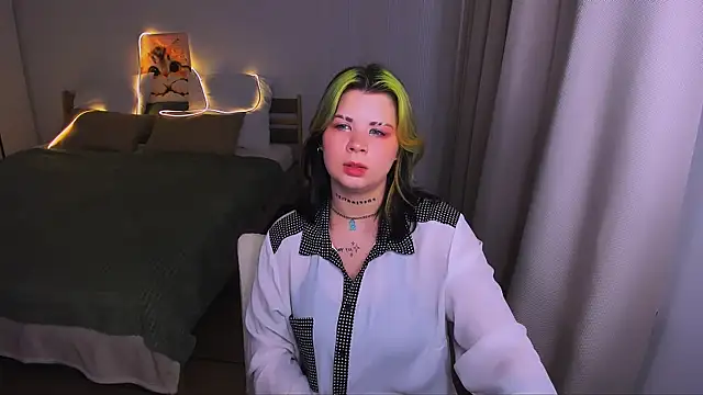 AliceSpencery live