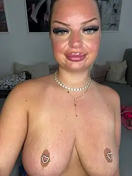 _Lilly_angel live